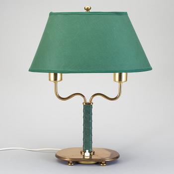 JOSEF FRANK, bordslampa, Firma Svenskt Tenn. Modell 2388.