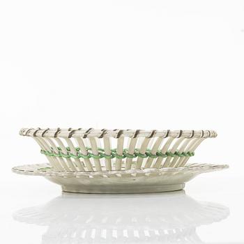 An English cream weare chesnutbasket with cover, circa 1800.