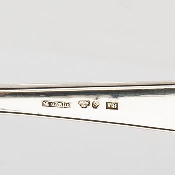 A Swedish 20th century set of 98 pcs if sivler cutlery "Disa" Mark of MGAB Uppsala, total weight 5312 grams.