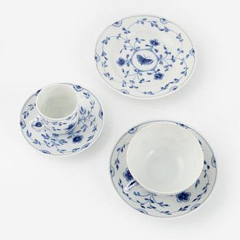 A porcelain service, 41 pieces, "Sommarfugl", Bing & Grøndahl, Denmark.