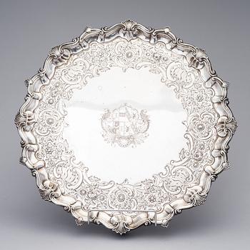 A SILVER SALVER, London 1761, Robert Rew, weight 2600 g.