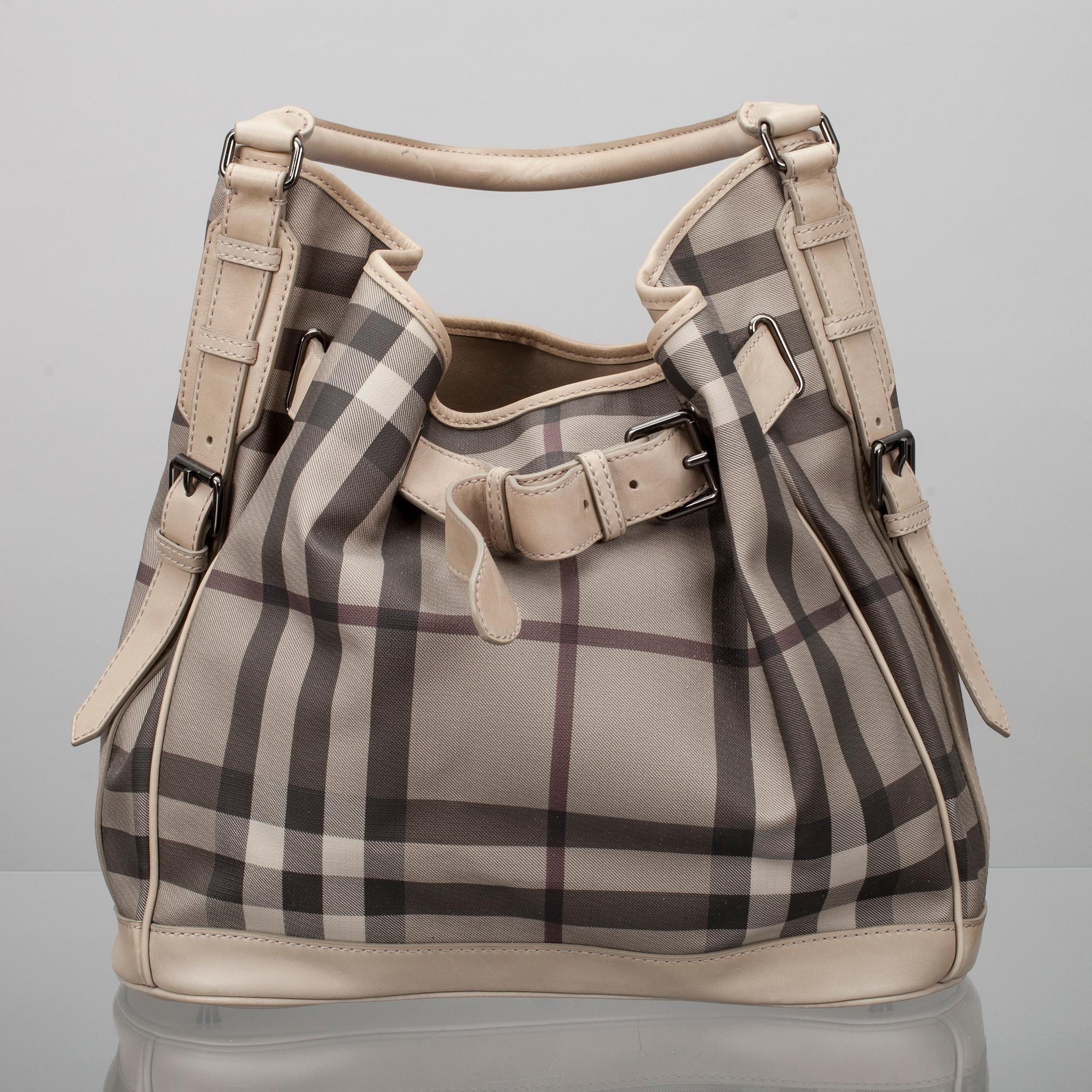 VÄSKA, Burberry.