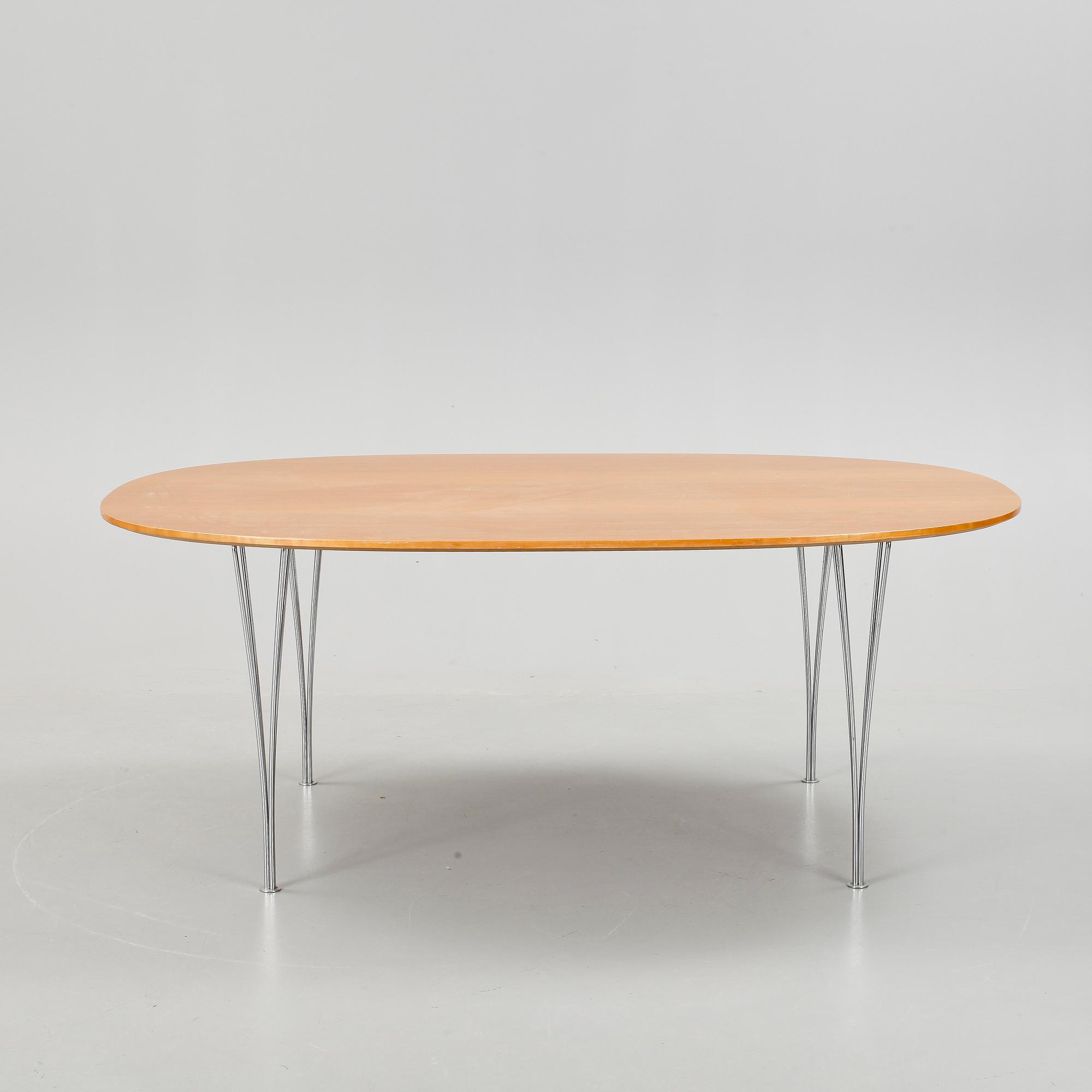 BORD, "Superellips", Bruno Mathsson och Piet Hein, för Fritz Hansen, 1900-talets slut.