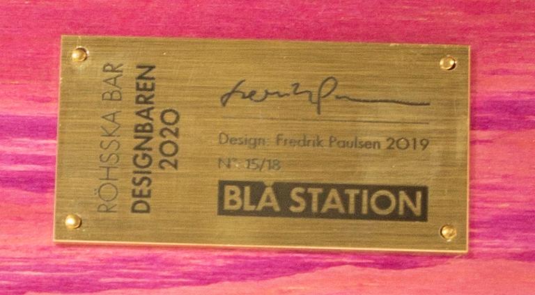 FREDRIK PAULSEN, "Röhsska"Designbaren, barstol, Blå Station 2020, Barstol 15/18.