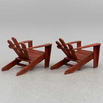 A pair of second half of the 20th century garden chairs.