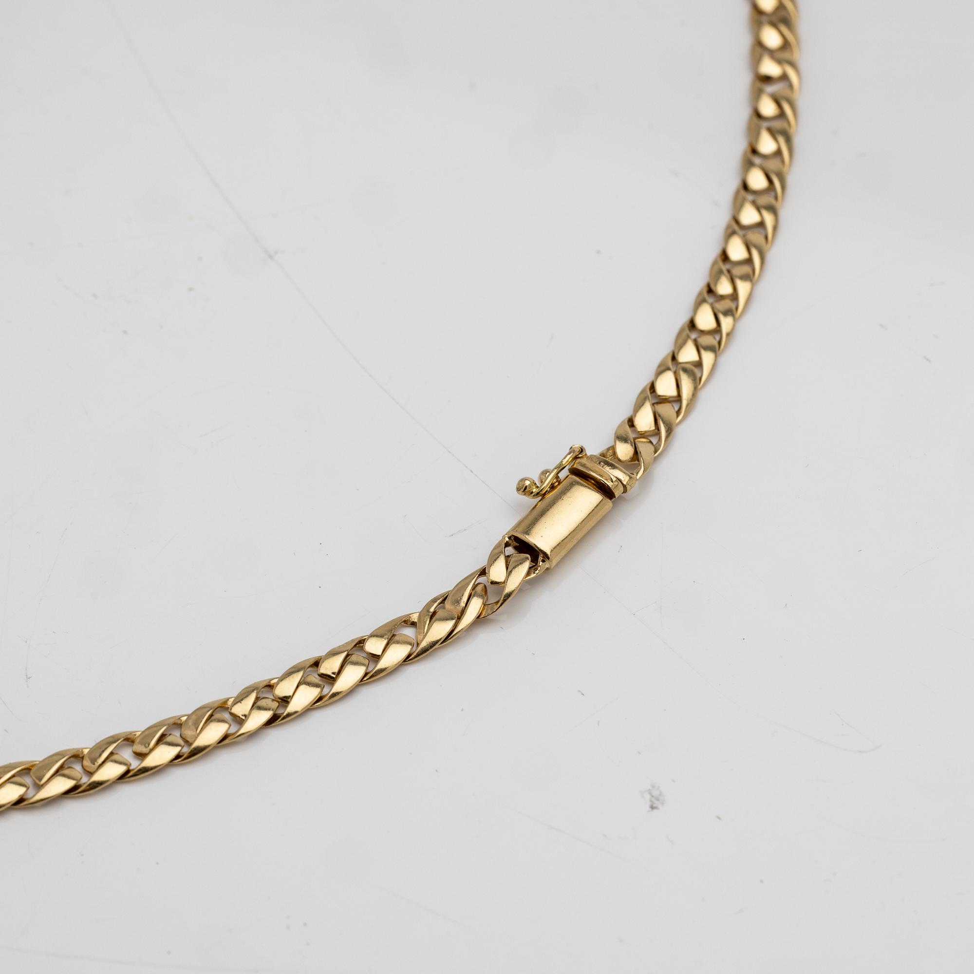 18K gold necklace with diamonds.