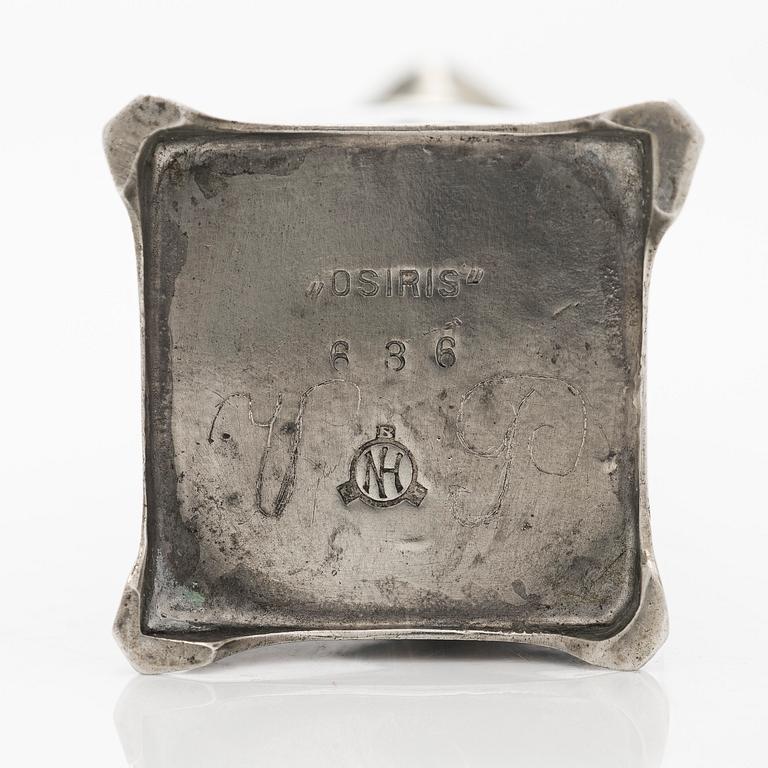 Vas, modell 636 för Walter Scherf & Co, omkring 1900.