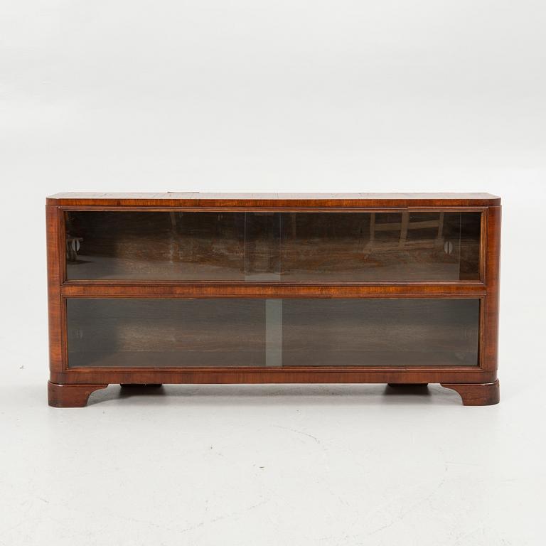 Sideboard, 1900-talets första hälft.