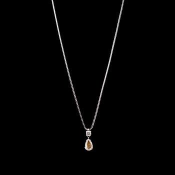 RIIPUS, pisarahiottu timantti n. 2.00 LYB/Si2 briljanttihiottu timantti n. 0.30 ct. H/Vs. 14K valkokultaa. Paino 5,6 g.