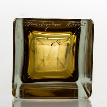 KAJ FRANCK, MALJAKOITA, 4 kpl, lasia. SIgneerattu Nuutajärvi Notsjö.