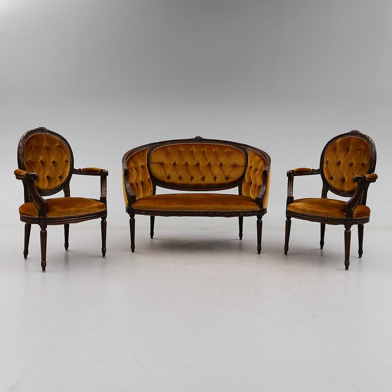 SOFFA OCH KARMSTOLAR, 1 par, gustaviansk stil, 1900-talets andra hälft.