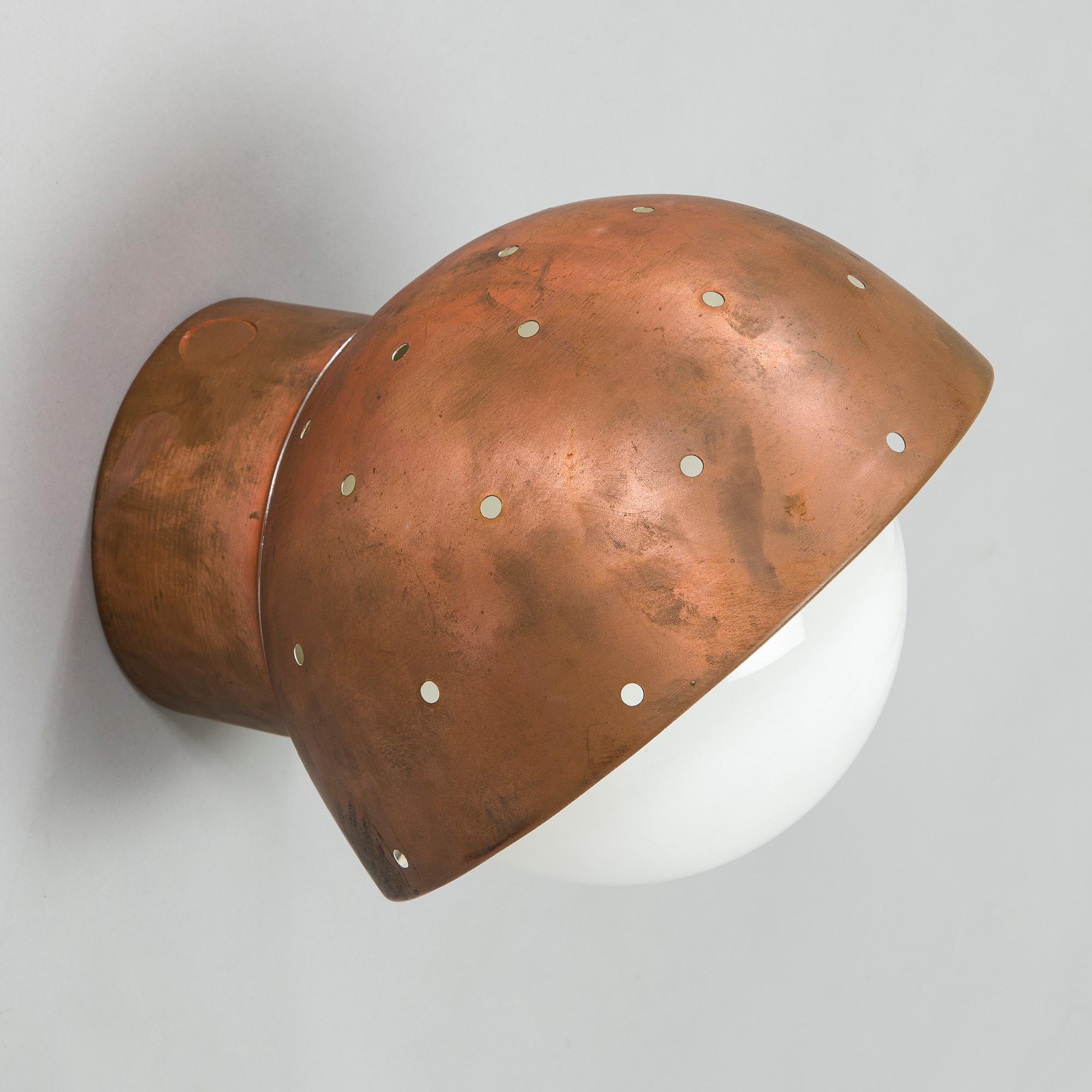 Paavo Tynell, vägglampa / utebelysning, modell 7313, Idman 1900-talets mitt.