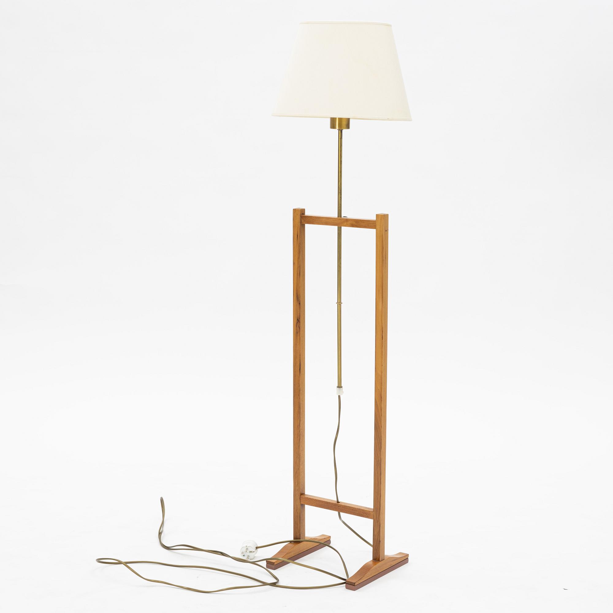 Josef Frank, golvlampa, modell 2458, "Kryckan", Firma Svenskt Tenn.