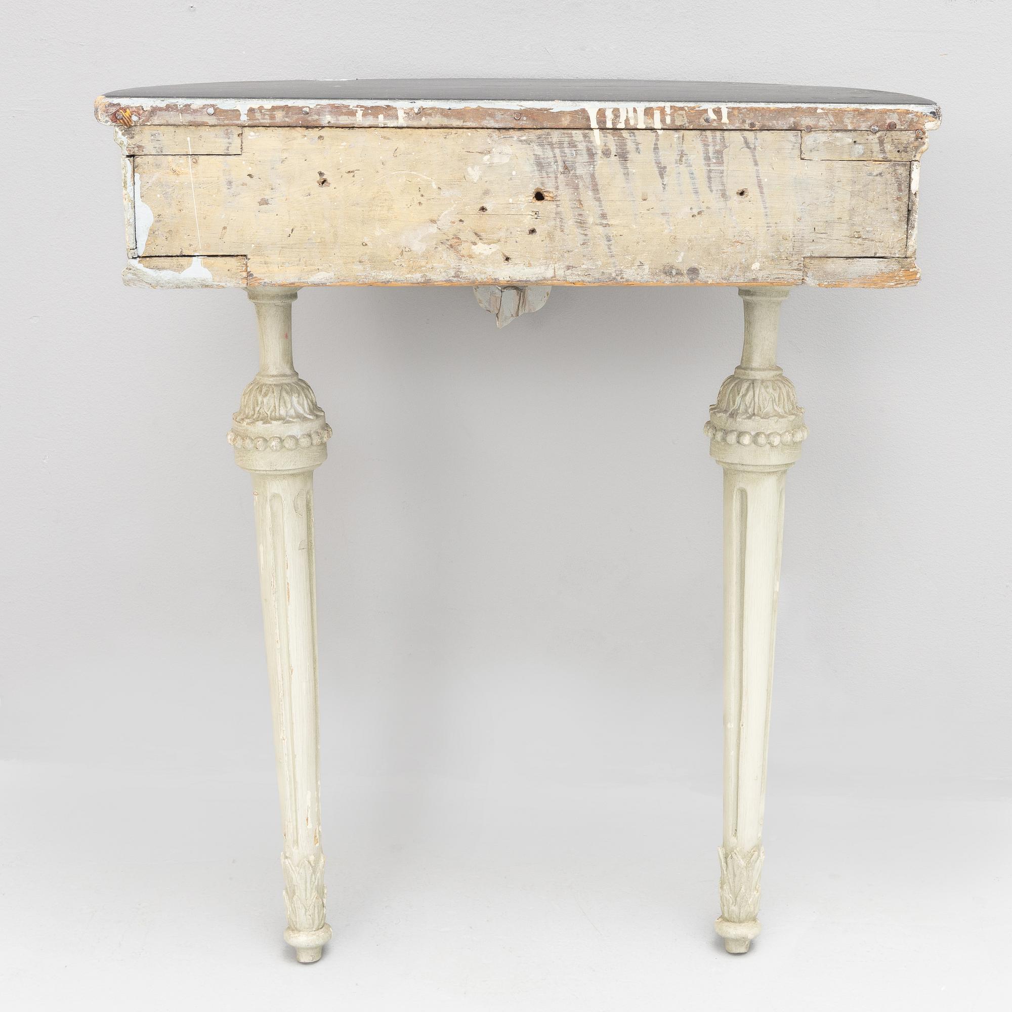 Konsolbord, sengustavianskt, omkring år 1800.