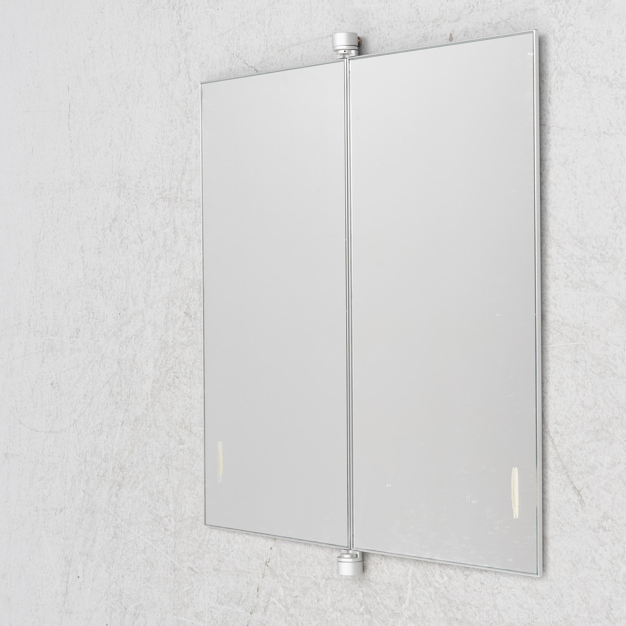 Petra Runge, a 'Book Mirror', DePadova.