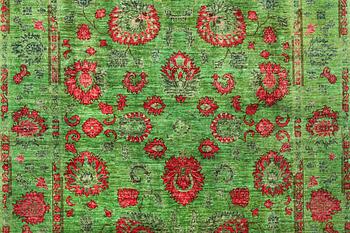 A Ziglar Ariana carpet, c. 251 x 176 cm.