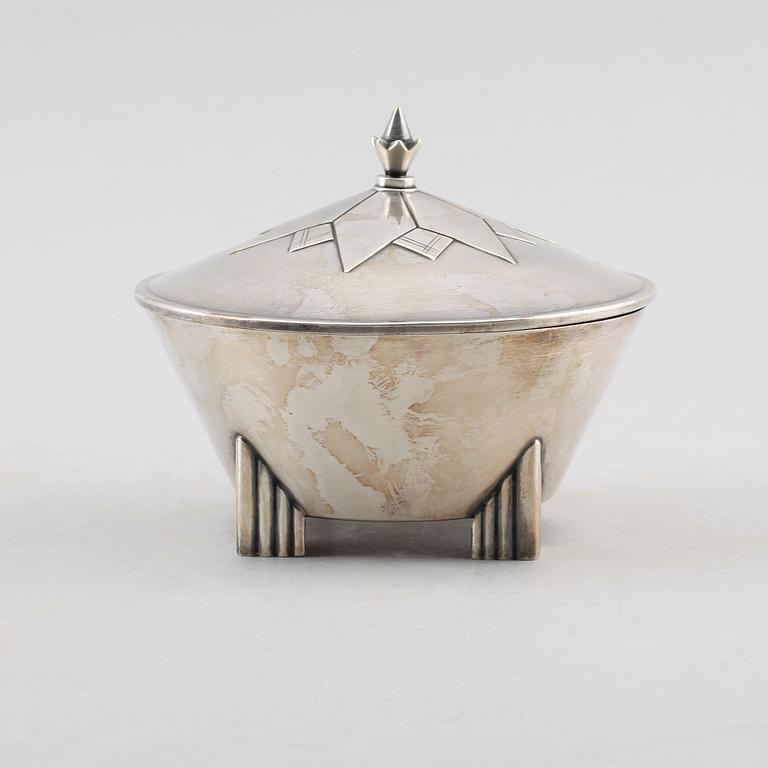LOCKASK, nysilver, 1900-talets första hälft.
