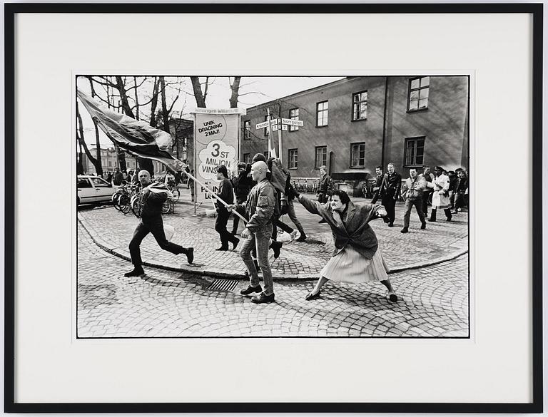 Hans Runesson, "Kvinnan med handväskan”, 1985.