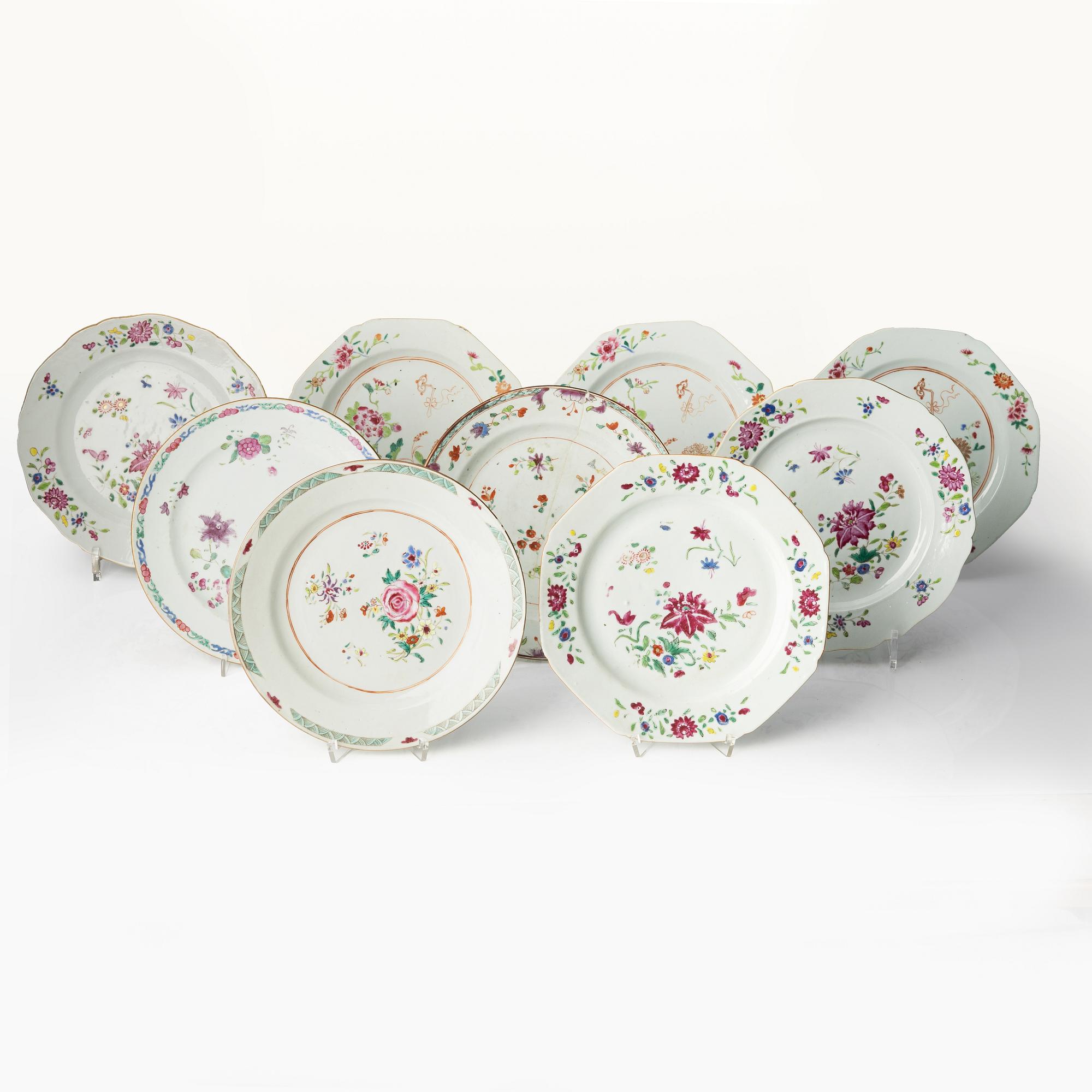 Tallrikar, nio stycken, kompaniporslin. Qingdynastin, Qianlong (1736-95).
