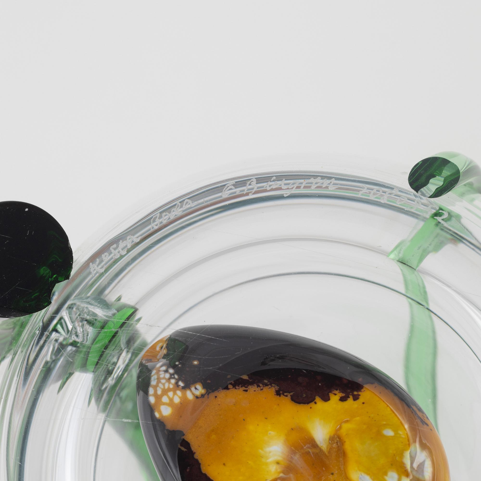 Ernst Billgren, kanna, glas, "New friends". Kosta Boda, signerad.