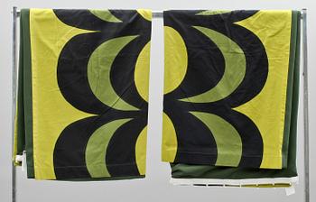 GARDINLÄNGDER, ett par, "Kaivo", Marimekko. C:a 250 x 132.