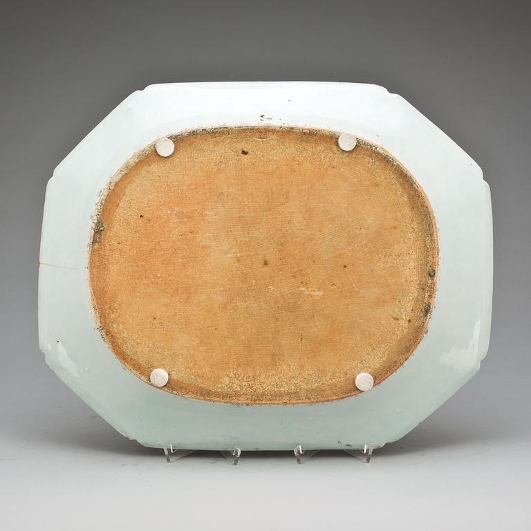 STEKFAT, porslin, Kina, Qianlong, 1700-tal.