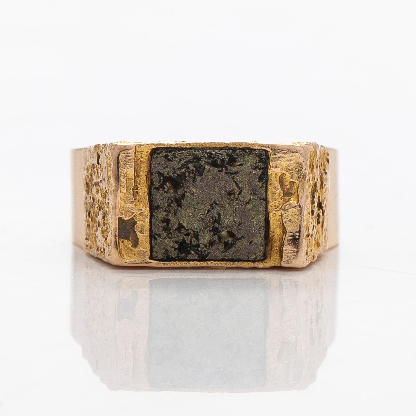 Björn Weckström, a 14K gold and copper ore 'Gold stone' ring. Lapponia 1972.