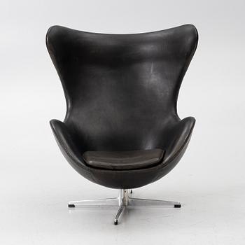 Arne Jacobsen, fåtölj, "Ägget", Fritz Hansen, Danmark, 1960-tal.