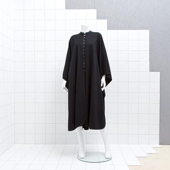 CAPE, Yves Saint Laurent, storlek 40.