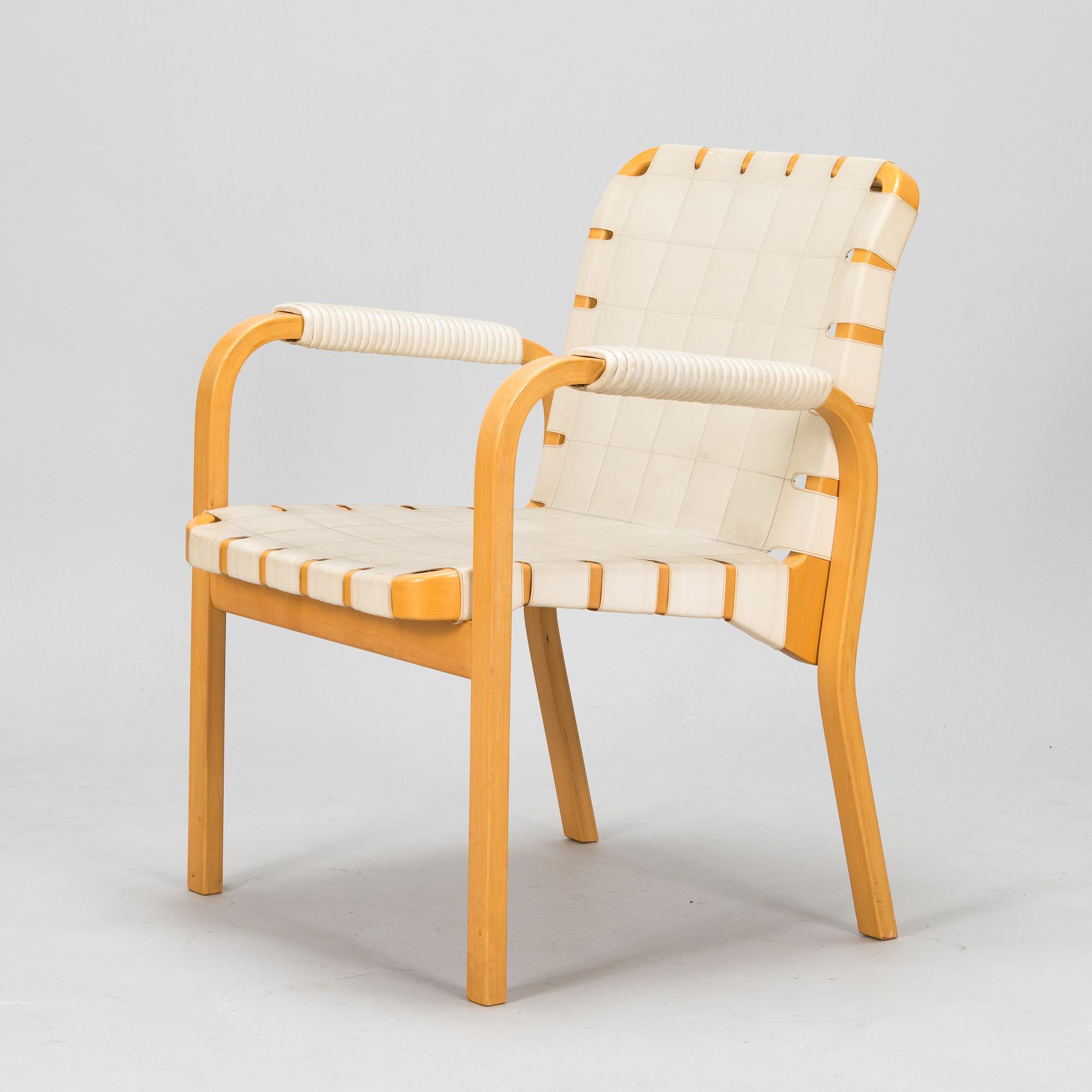 Alvar Aalto, karmstol, modell 45 för Artek 1960/70-tal.
