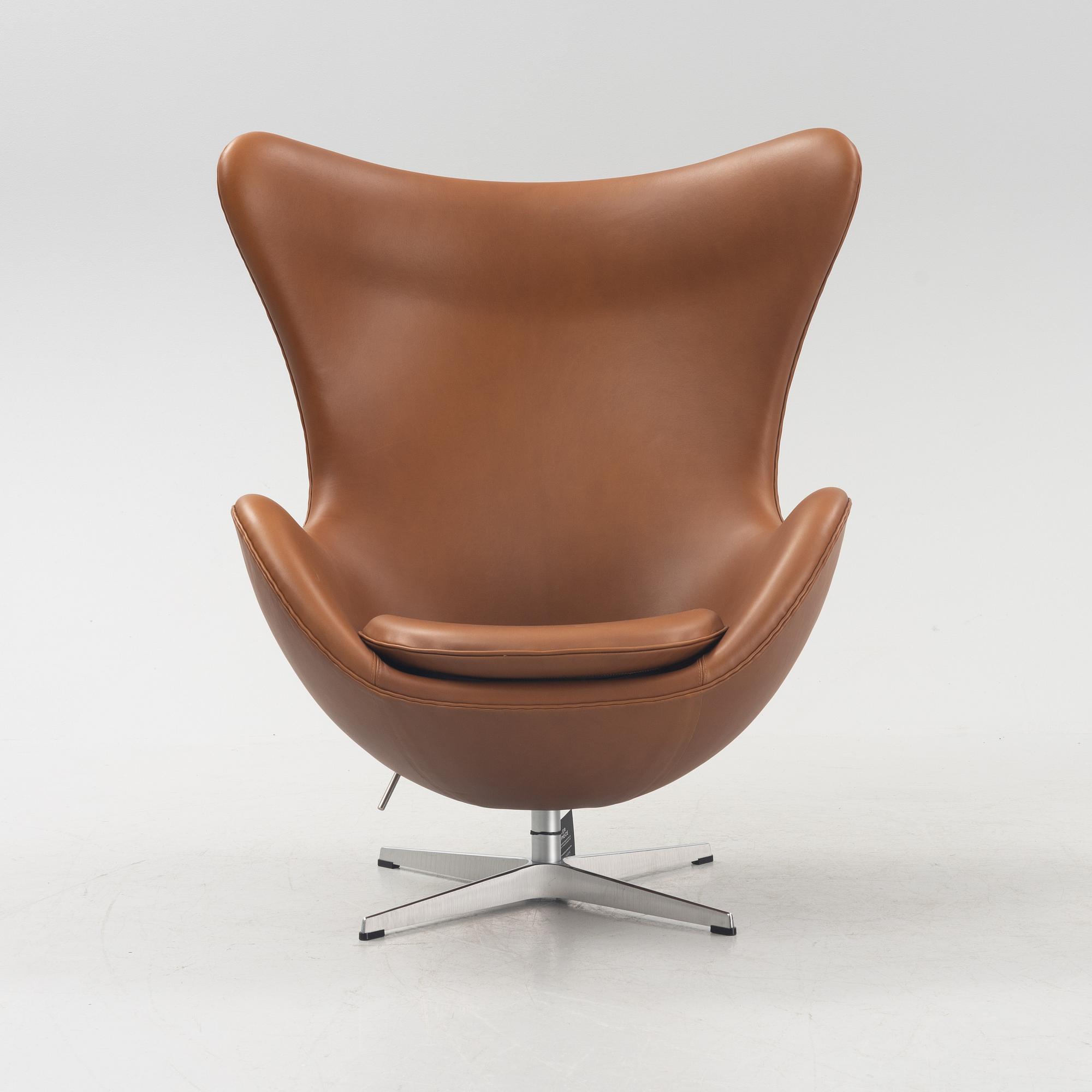 Arne Jacobsen, fåtölj, "Ägget", model 3316, Fritz Hansen, Danmark.