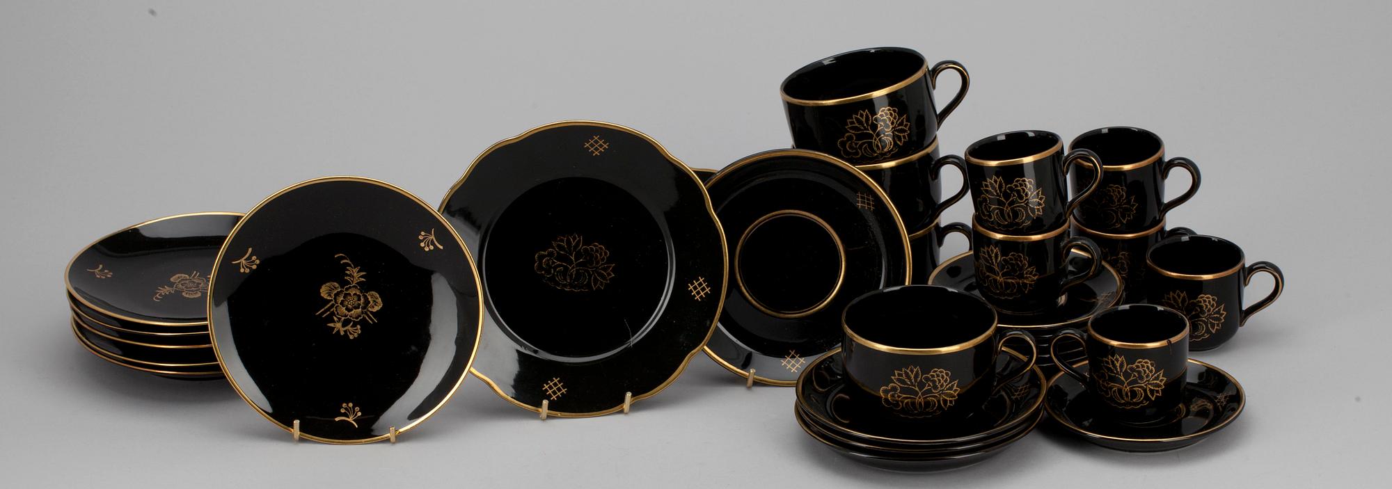 TE-/KAFFESERVIS, 24 delar, fajans, Arabia 1930-tal.