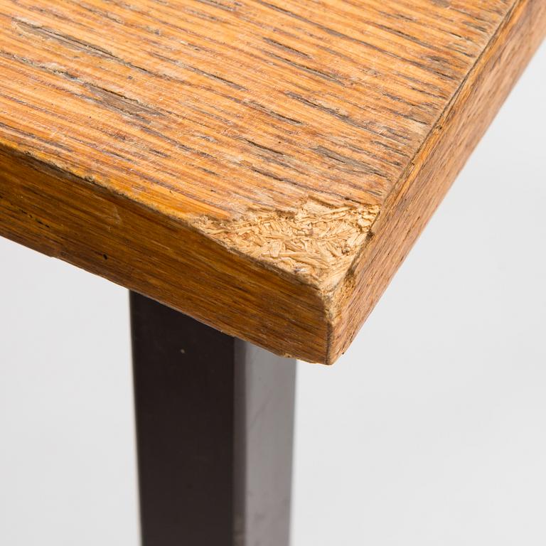 A 1960s table manufactured by Fiskars, Finland.