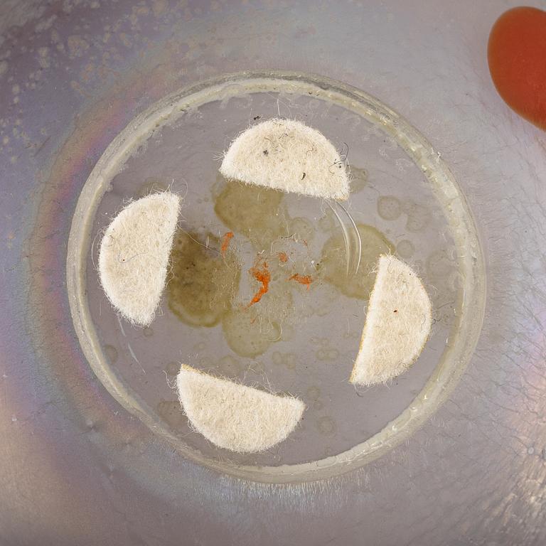 Bengt Heintze, skålar, 4 st samt vaser, 2 st, Kosta.