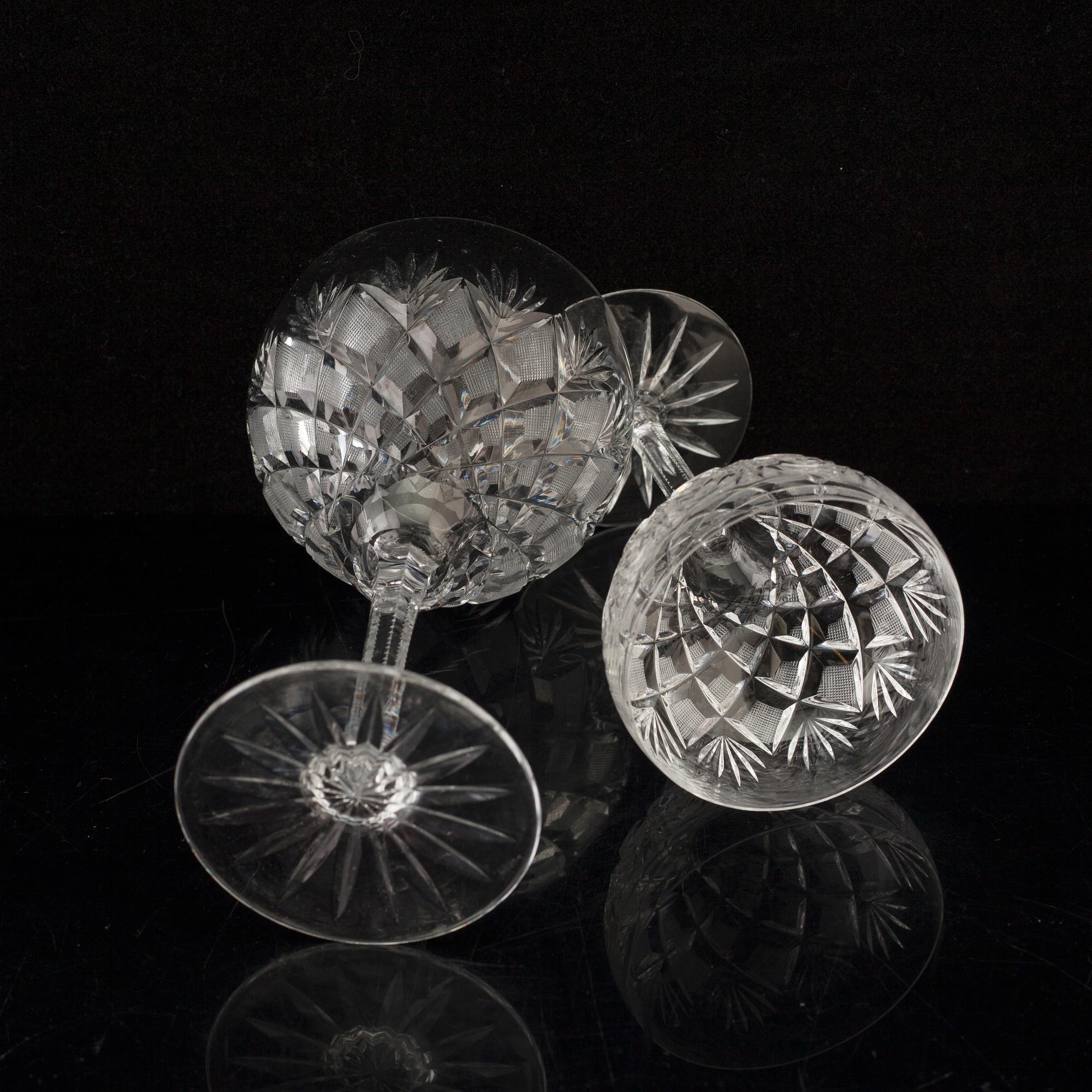 GLASSERVIS, 67 delar. Helga-modell, Flerohopp glasbruk, 1900-talets mitt.