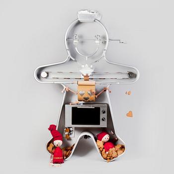 PEPPARKAKSMASKIN MED NISSE GOTTBERG OCH NISSE SKUTT, NK 2014, JoAnn Tan Studio.