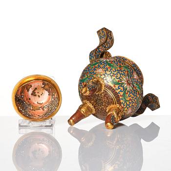 A gilt copper alloy cloisonné censer with cover, late Qing dynasty/early Republic.