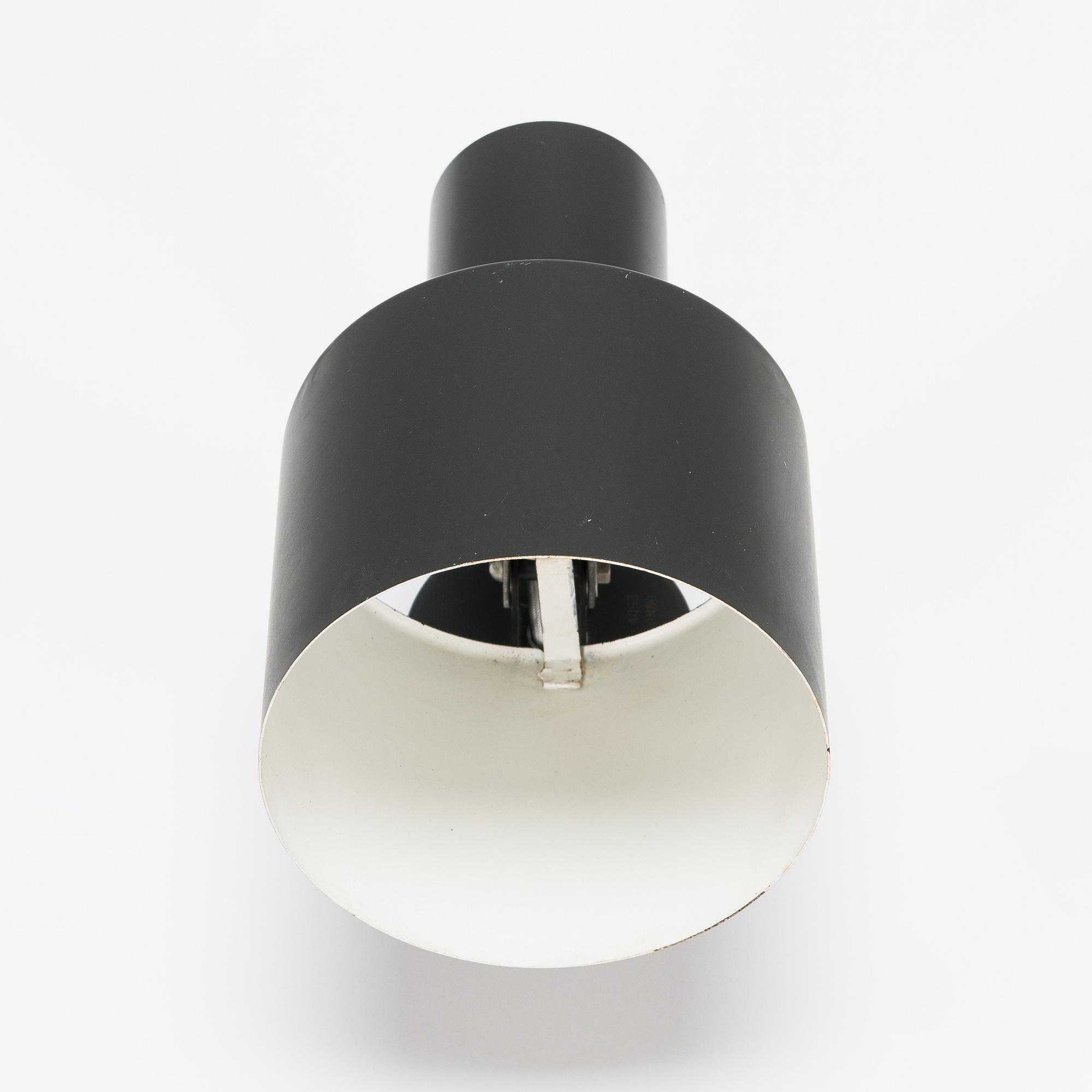Lisa Johansson-Pape, a mid-20th century '13-017' wall light for Orno.