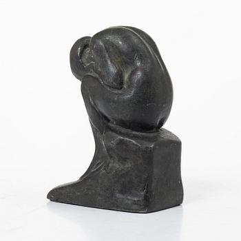 Halvar Frisendahl, Seated figure.