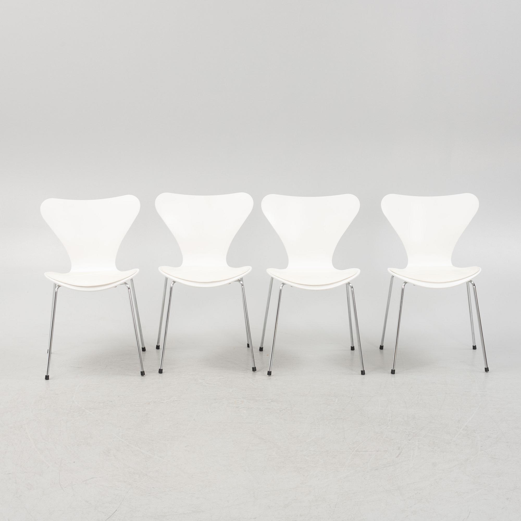 Arne Jacobsen, stolar 4 st, "Sjuan", Fritz Hansen, Danmark.