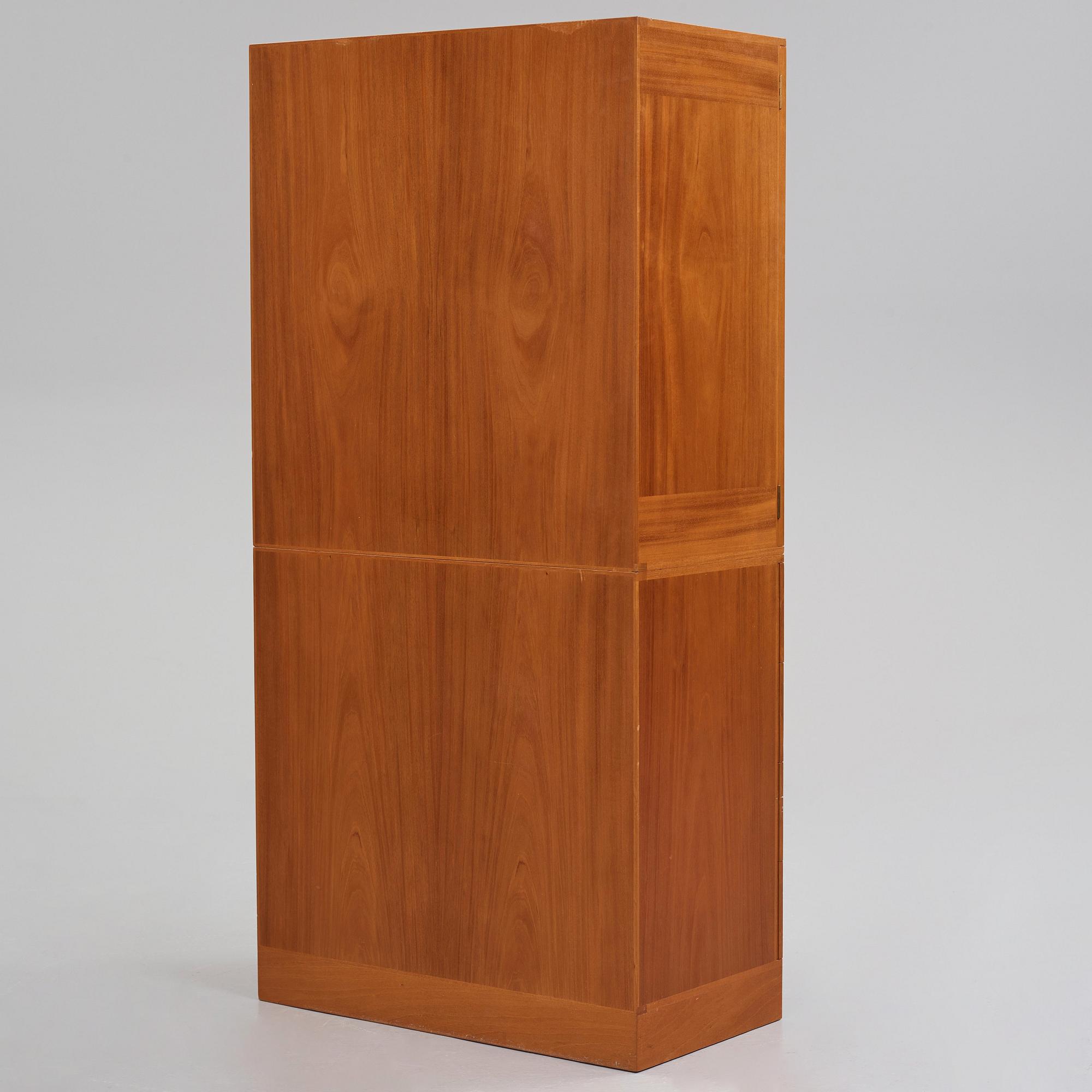 John Kandell, skåp "HI-26", för HI-gruppen, utfört av David Sjölinder, 1950-60-tal.