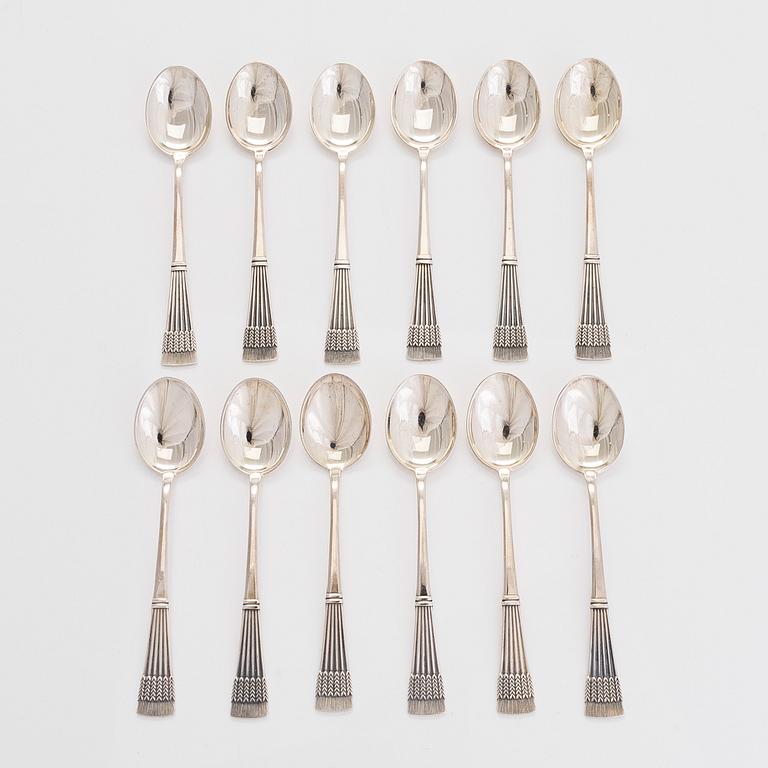 Mauno Honkanen,  a 36-piece set of 'Tähkä' silver cutlery, Tillander, Helsinki 1975 ja 1978.