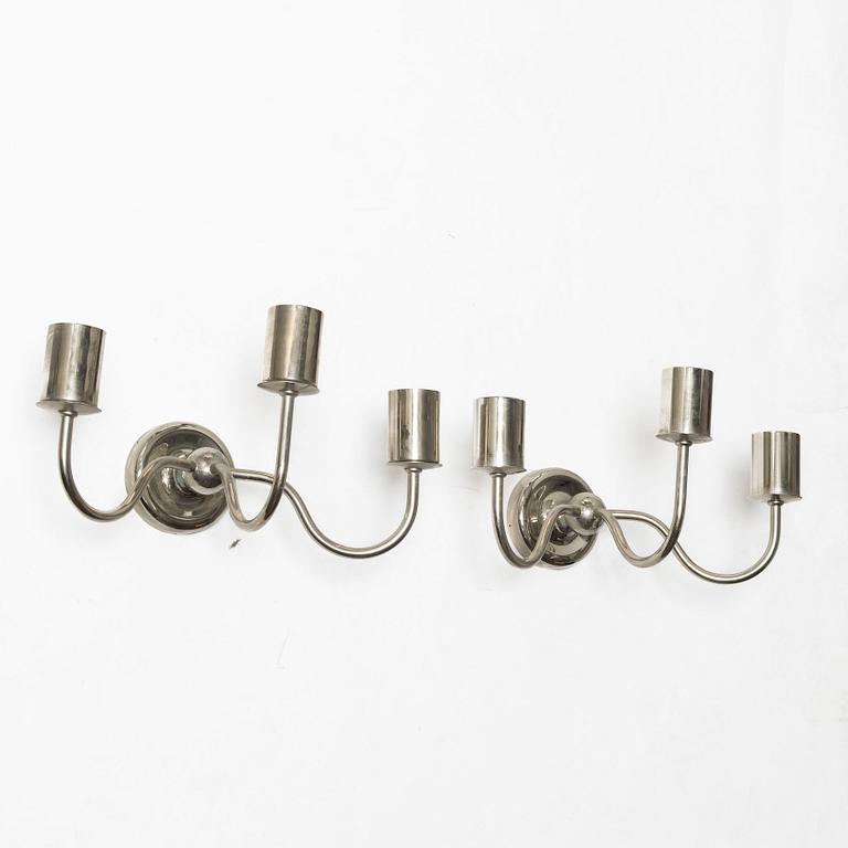 Josef Frank, a pair of model 2571/3 wall lamps, Svenskt Tenn.