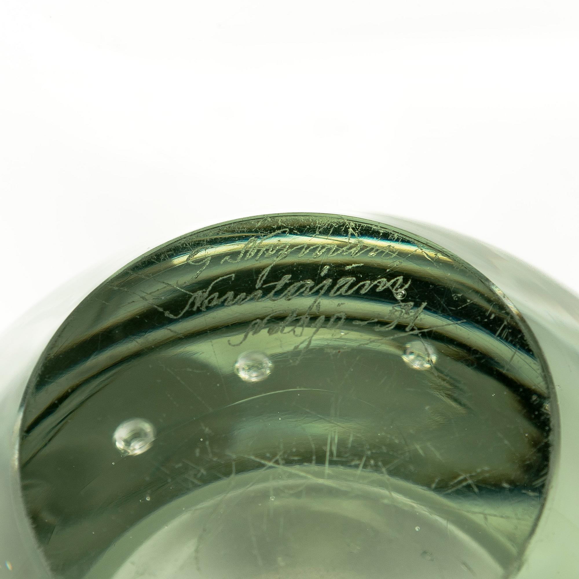 Gunnel Nyman, maljakko, "Helminauha", signeerattu G. Nyman, Nuutajärvi Notsjö -54.