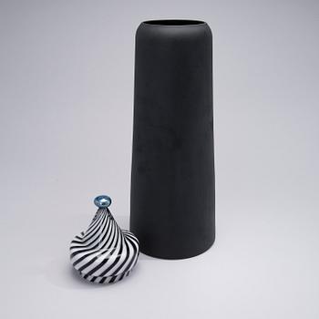 MARKKU SALO, A GLASS SCULPTURE. Signed Markku Salo Nuutajärvi Notsjö, 1988.