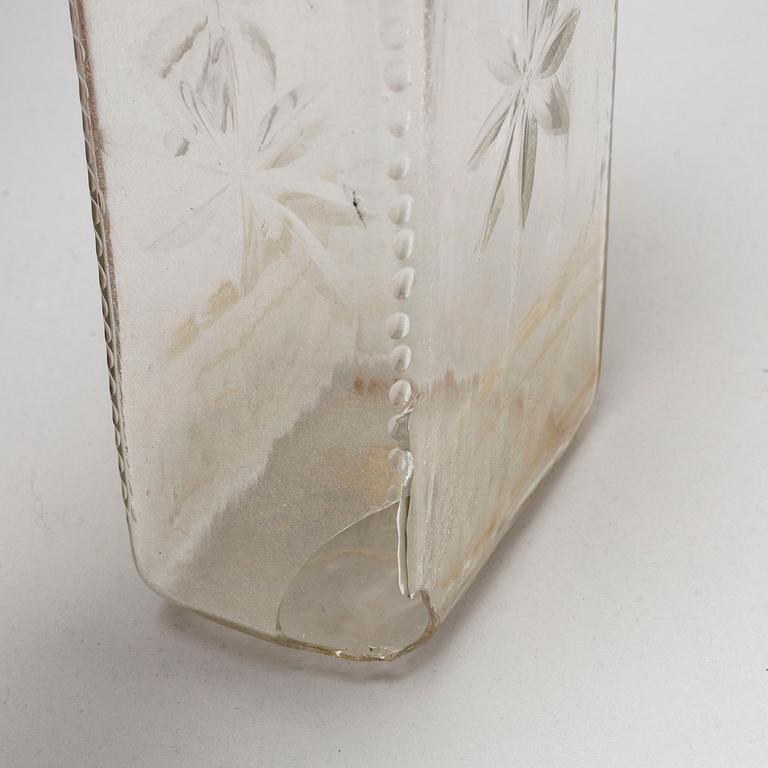 Two boxes with bottles, ca 1800 and 19th century.