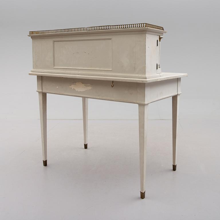 SKRIVBORD, empirestil, 1900-talets första hälft.