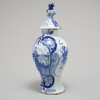 URN WITH COVER, faience, Delft, 18th century.