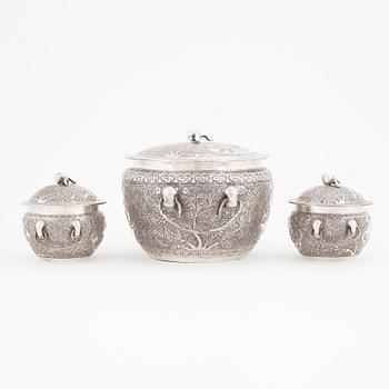 Three Chinese silver boxes, Qing Dynasty, circa 1900.