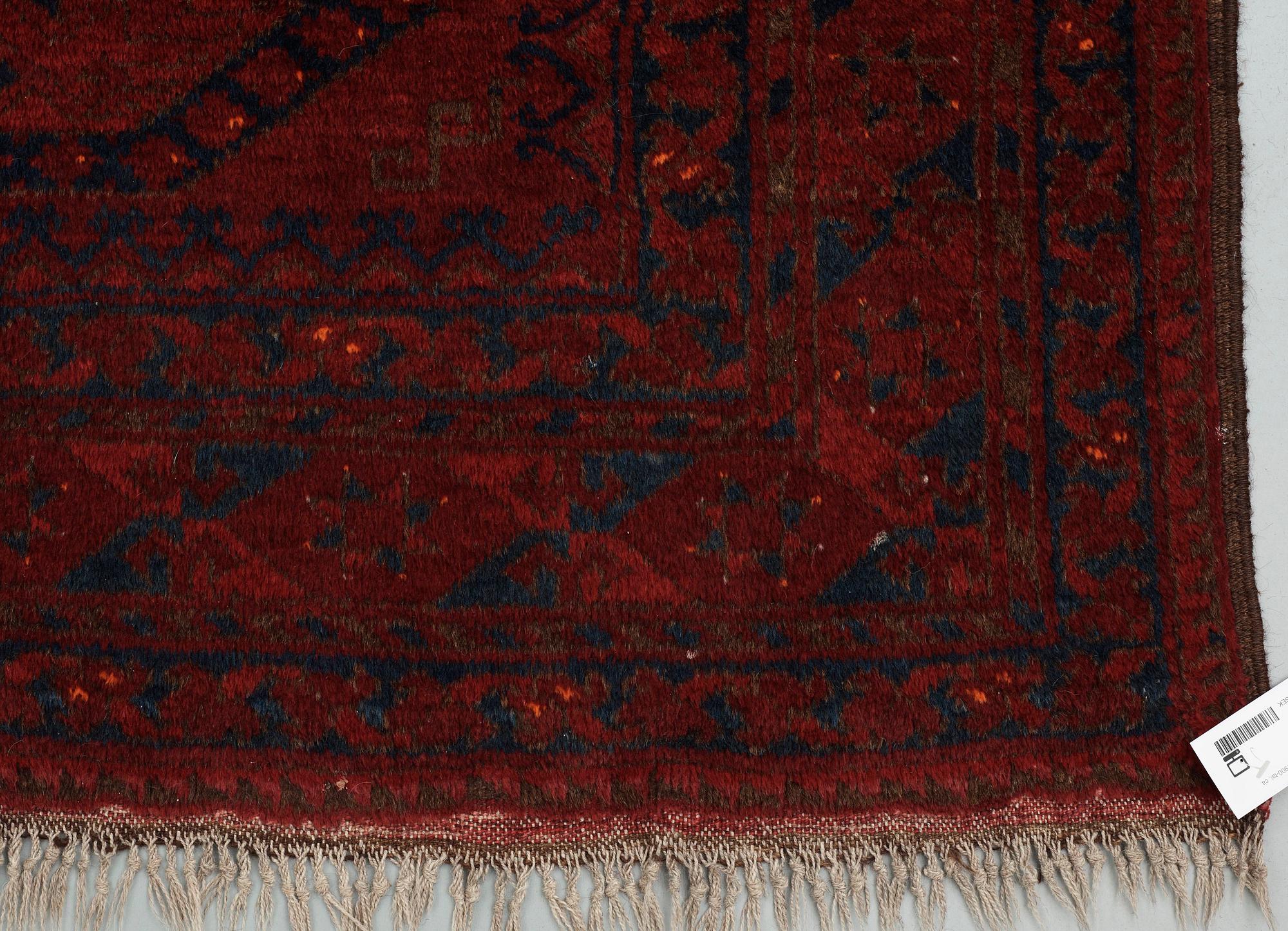 MATTA, Afghan, 1900-tal, ca. 250x295.